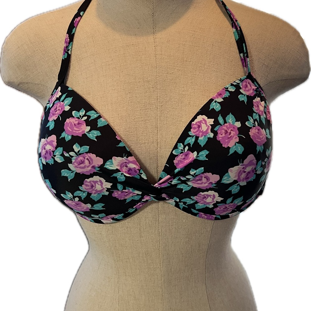 Xhilaration Black/Purple Floral Top